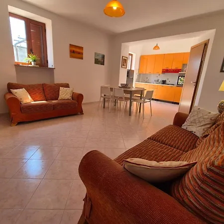 Casa Gialla - Aeolian Villa Lípara