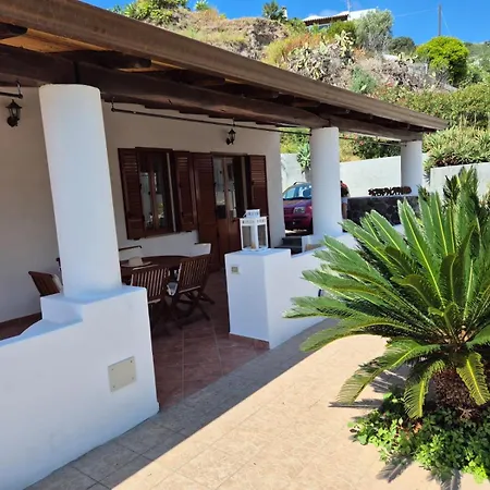Casa Gialla - Aeolian Lípara