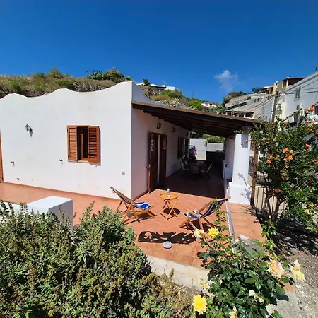 Villa Casa Gialla - Aeolian